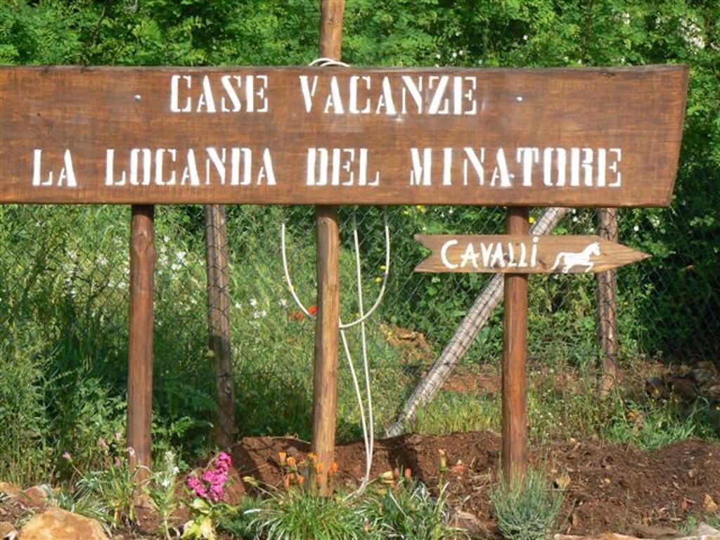 La Locanda Del Minatore La Pesta Екстер'єр фото