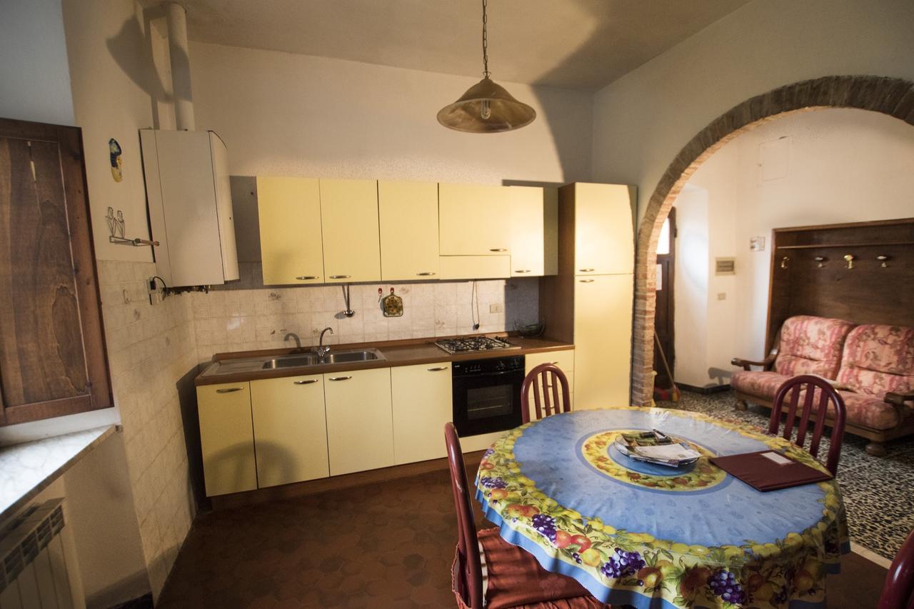La Locanda Del Minatore La Pesta Екстер'єр фото