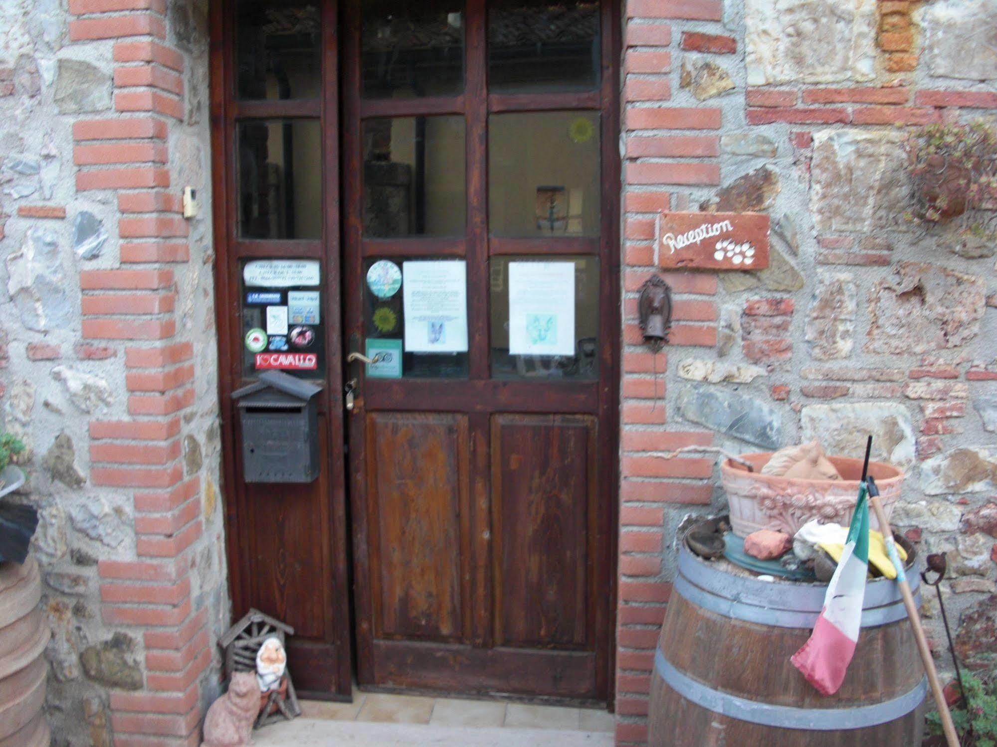 La Locanda Del Minatore La Pesta Екстер'єр фото